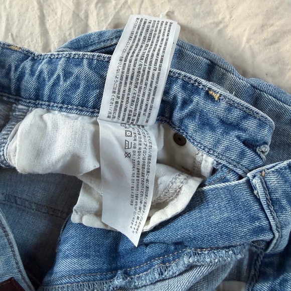 Abercrombie & Fitch Zoe Natural Rise Ankle Straight Jean - Picture 11 of 11